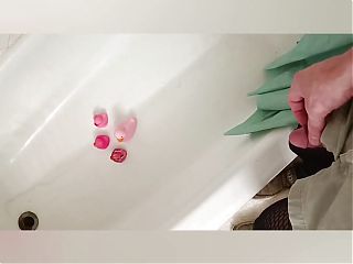 Pissing in Bathroom Sink Compilation